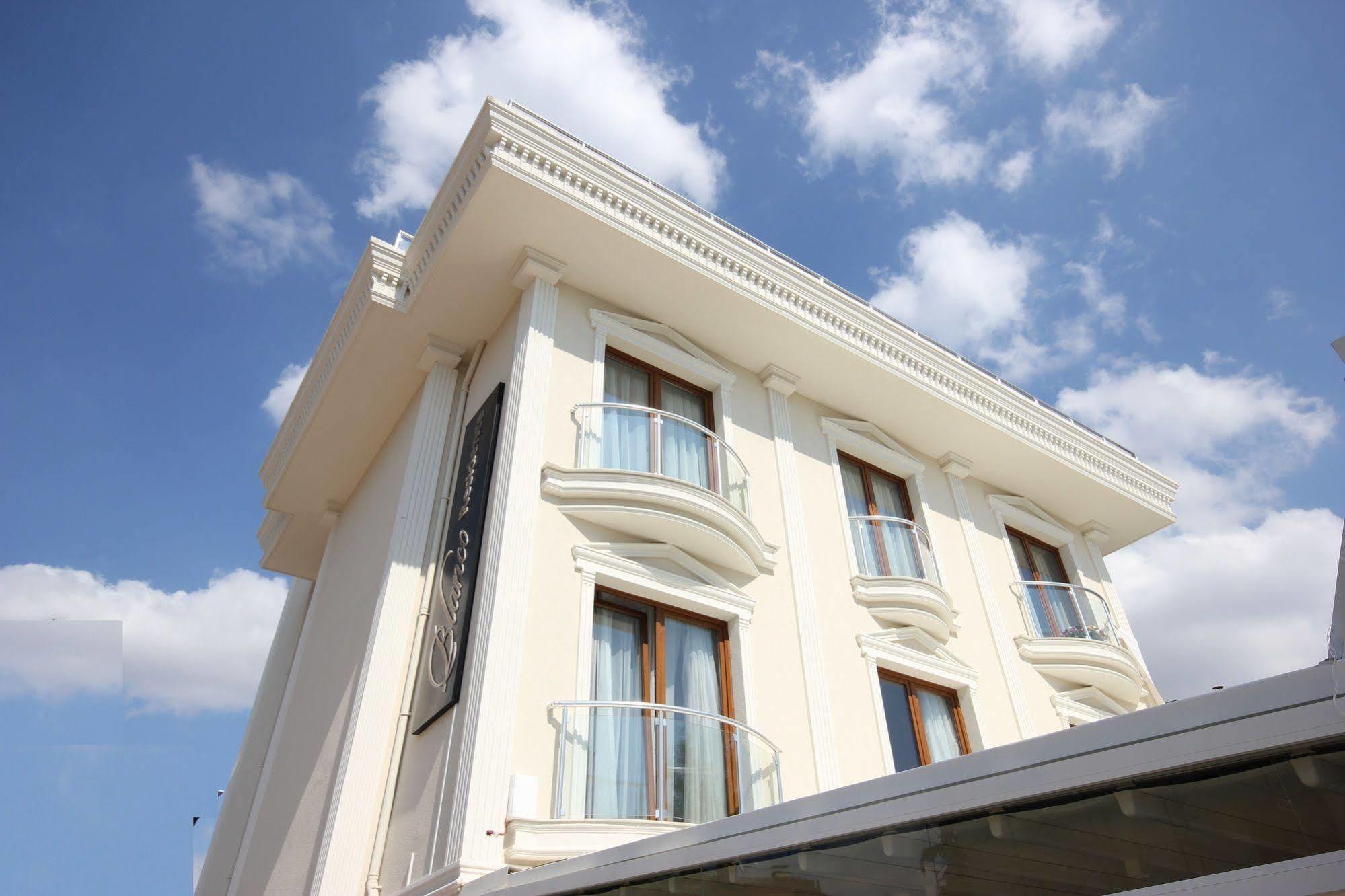 Myla Hotel Tuzla Istanbul Eksteriør billede